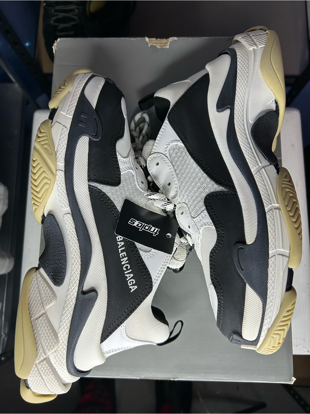 New Balenciaga Triple S White/Black Sneaker Size 41 EU / 8 US Men’s - Picture 5 of 11
